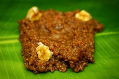 Güney Hindistan Geleneksel Sakkarai Pongal