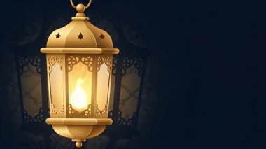 Çok güzel işlenmiş bir altın Ramazan feneri, karanlık, ince desenli arka plana karşı sıcak, davetkar bir parıltı yayar, şenlikli ve ruhani temalar için mükemmeldir..