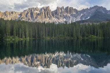 Great view of the Dolomites. Lago di Carezza.