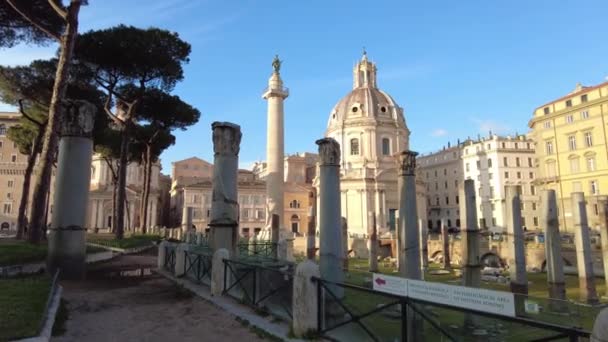 Pov Séta Traian Forum Téren Oszlopsoraiban Trajan Oszlopában Rómában Történelmi — Stock videók