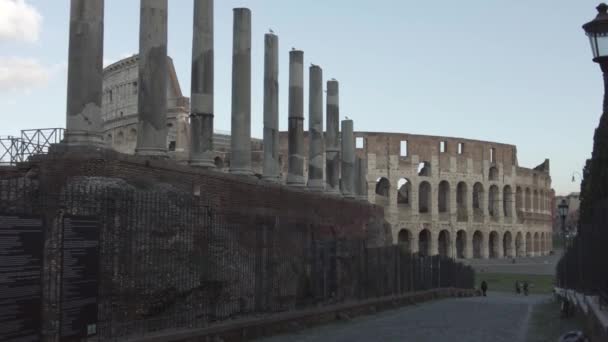 Şehir Merkezindeki Sacra Vadisi Nde Arkeolojik Kalıntılar Colosseum Amphitheatrum Flavium — Stok video