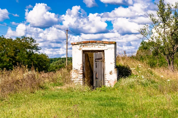 Beautiful Old Abandoned Building Farm House Countryside Natural Background Photography — 图库照片