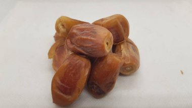 Lezzetli bir yiyeceğe yakın.