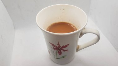 Sütlü kahve fincanı.