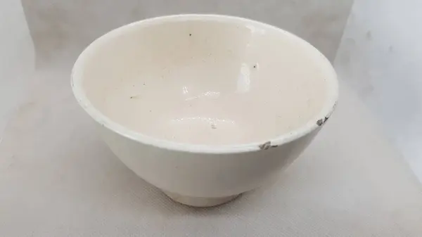 Klasik Beyaz Çizmeli Kâse - Basit Mutfak Malzemeleri Tabağı