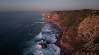 Deniz kıyısının güzel manzarası