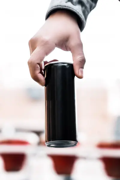 Yaratıcı Proje İçin Boş Teneke Kutu                                