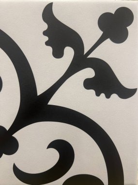 Azulejos siyah ve beyaz desenli çiçek motifleri duvar fayansları zemin mimari açıdan zorlayıcı mozaik tasarım
