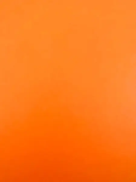 Haber ve ticari metin içeriği için fotokopi alanına sahip renkli mat kağıdının dikey fotoğrafı. DIY ev yapımı ve ticari ürünleri için incelenmiş ince malzeme