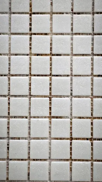 Ev dekorasyonu için küçük kare fayanslar mozaiği