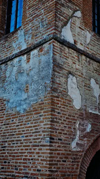 Bir aralık akşamı Bükreş yakınlarında Mogosoaia Sarayı