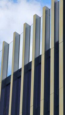 Prag 'ın merkezinde modern bir ofisin ön cephesi