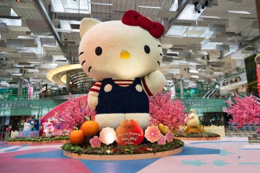 Hello Kitty Changi Havaalanı Terminali 3 'te Changi Şenlik Köyü kutlamalarında sergilendi.