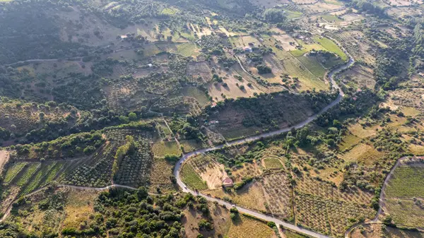 Akşam Sardinya İtalya 'da yola çıkıyor.