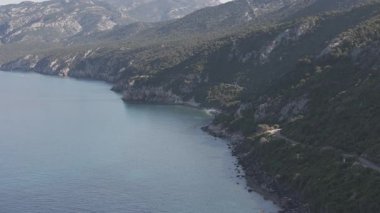 Sardinya Sahili, Günbatımında Cala Gonone