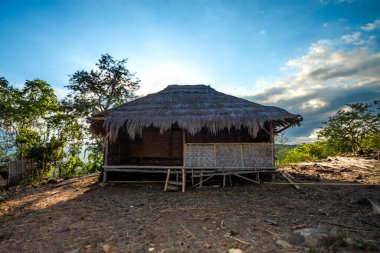 Bampalola kabilesinin geleneksel evi. Alor, Doğu Nusa Tenggara, Endonezya - 01 Eylül 2021