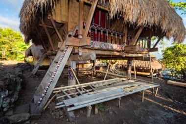 Bampalola kabilesinin geleneksel evi. Alor, Doğu Nusa Tenggara, Endonezya - 08 Haziran 2017