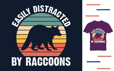 Rakunlar tişört tasarlarken dikkati kolaylıkla dağılıyor.