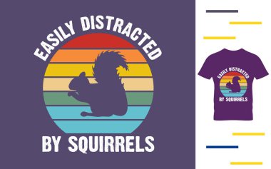 Sincapların gömlek tasarımı yüzünden dikkati kolayca dağılıyor.