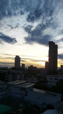 Büyük şehrin sabah manzarası.