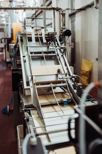 Enorme Fabriekslijn Voor Zoetwaren Koekjes Productie Productielijn Voor Transportbandwafels — Stockfoto