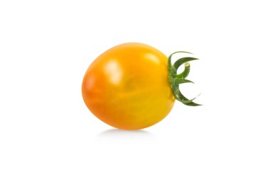 Beyaz arka planda izole edilmiş taze domates, çiğ yiyecek.