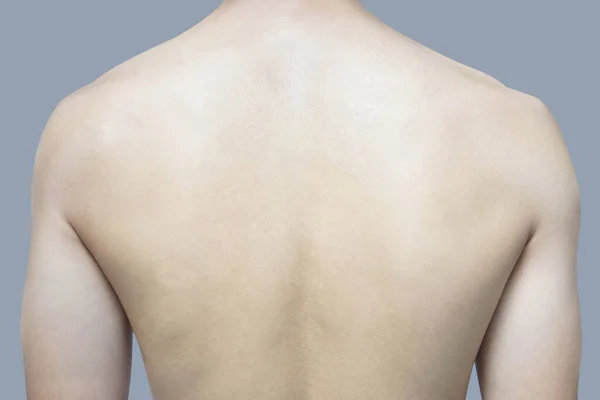 Espalda Del Hombre Sobre Fondo Azul Belleza Cuidado Piel Saludable — Foto de Stock