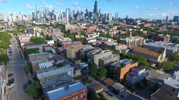 시카고의 전망과 관점에서 활기찬 세계적 수준의 대도시를 구성하는 상징적 마크와 — 비디오