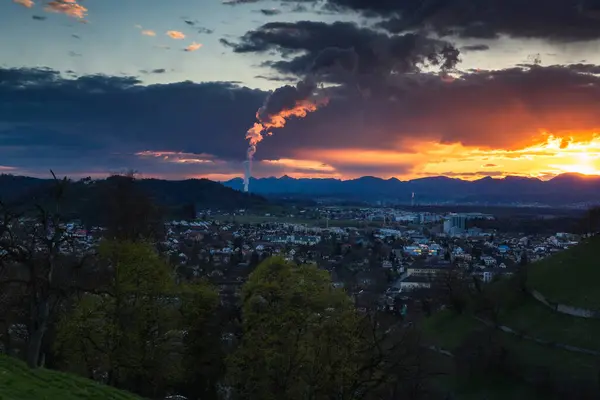 Lenzburg Şatosu 'nda Akşam Keyfi Aargau