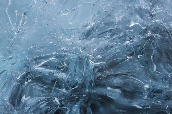 İzlanda - Buz bloklarının arasından nefes kesici görüntüler