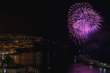 Funchal Madeira 'da Olağanüstü Havai fişek Gösterimi