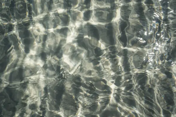 McKenzie Gölü 'nün keşfi: Fraser Adası' nda Doğal Mücevher