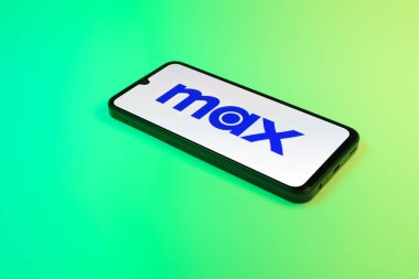 Prag, Çek Cumhuriyeti - 720 2024: MAX logosunu gösteren akıllı telefon