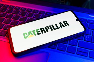 Prag, Çek Cumhuriyeti - 02 21 2025: Yüzeyde Tırtıl logosu gösteren dizüstü bilgisayar.