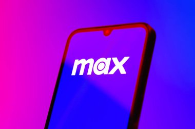 Prag, Çek Cumhuriyeti - 10 21 2024: Maksimum logoyu gösteren akıllı telefon.