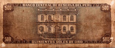 Tumbes, Tumbes, Peru - 05-12-2023: Eski Peru Banknotları, Peru 'dan kahverengi ve beyaz bir banknot. Görüntü bulanık ve klasik bir havası var. Banknotta bir binanın resmi ve sağ alt köşede 