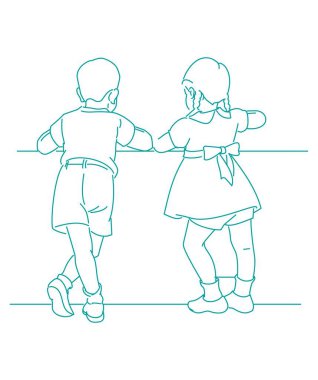 Küçük çocuk arkadaşıyla konuşuyor, tatlı küçük kız - iki çocuk ayakta