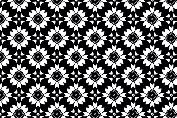 Zarif beyaz güller kömür desenli arka planda çiçek açıyor..