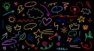 Renkli el yapımı işaret çizgisi elementleri ayarlandı. Fırça darbeleri, kalem darbeleri, kalem altları ve karalama simgeleri. Karalama tarzı kalpler, taçlar ve yıldızlar dahil. Vektör illüstrasyonu.