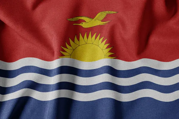 Dokulu Kumaş Arkaplanı Ulusal Bayrağı. İpek desenli bayrak, gerçekçi dalga ve bayrak görünümü. KI Kiribati Bayrağı
