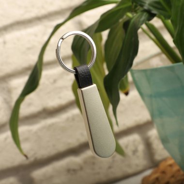 Anahtarlık çekimi. Metal anahtarlık resmi.