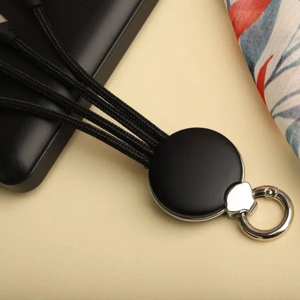 Etkili Aygıt Bağlantısı için Çoklu Portlu USB Yükleme Kablosu