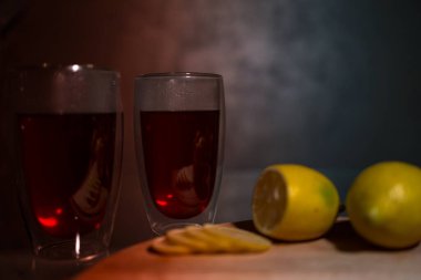 Bir fincan çaya duble bardak. Yüksek kalite fotoğraf