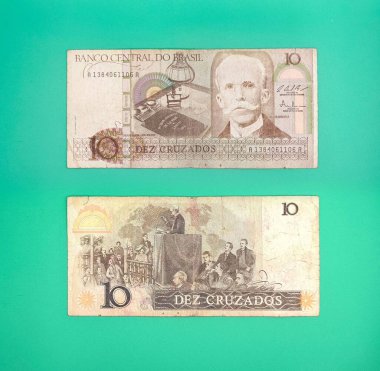 Rui Barbosa 'nın görüntüsüne sahip on cruzado banknotu