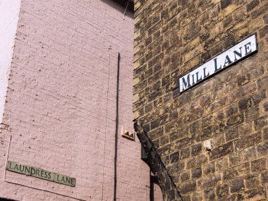 Cambridge, İngiltere 'de Mill Lane tabelası