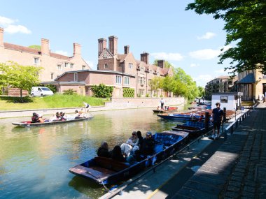 Cambridge, Cambridgeshire / Birleşik Krallık - 11 Mayıs 2025: Scudamore 's Punting Company