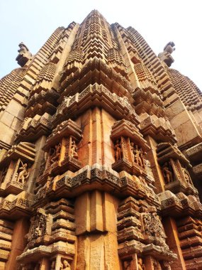 11. yüzyıl dini tapınağı antik bir miras ve dikkate değer bir mimariye sahip.