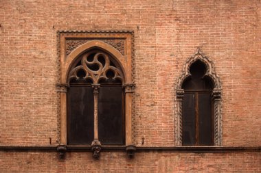Verona İtalya 'da İki Pencere Tarzı