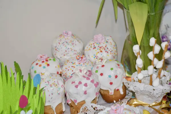 Tatlı kekler ve tatlılar