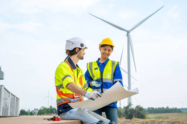 Engineer Working Maintenance Wind Turbine Power Generation Saving Using Renewable — Stock Photo, Image